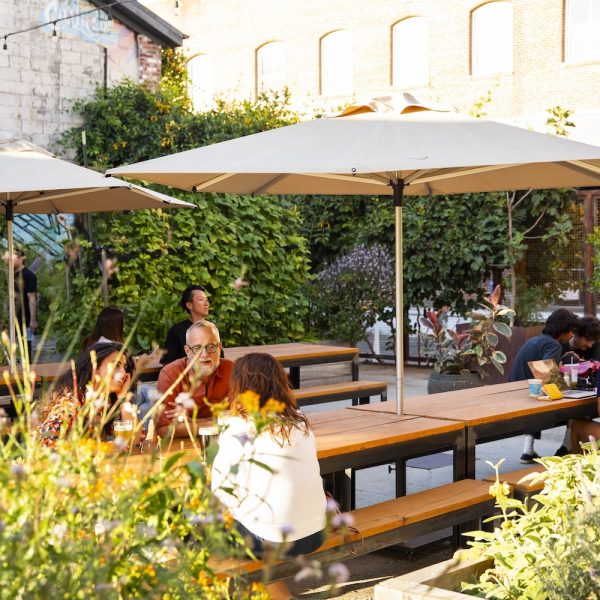 13 Delightfully Dog-Friendly Restaurants in Los Angeles